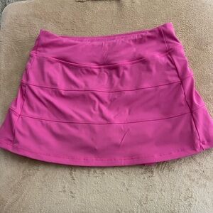Vibrant Pink Layered Skorts for Active Pursuits